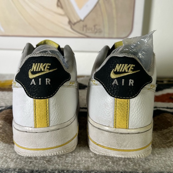 Unisex Nike Air Force 1 07 LV8 'Gold Links Zebra Print Y7, Men’s 7, Women’s 8.5 - Picture 5 of 13